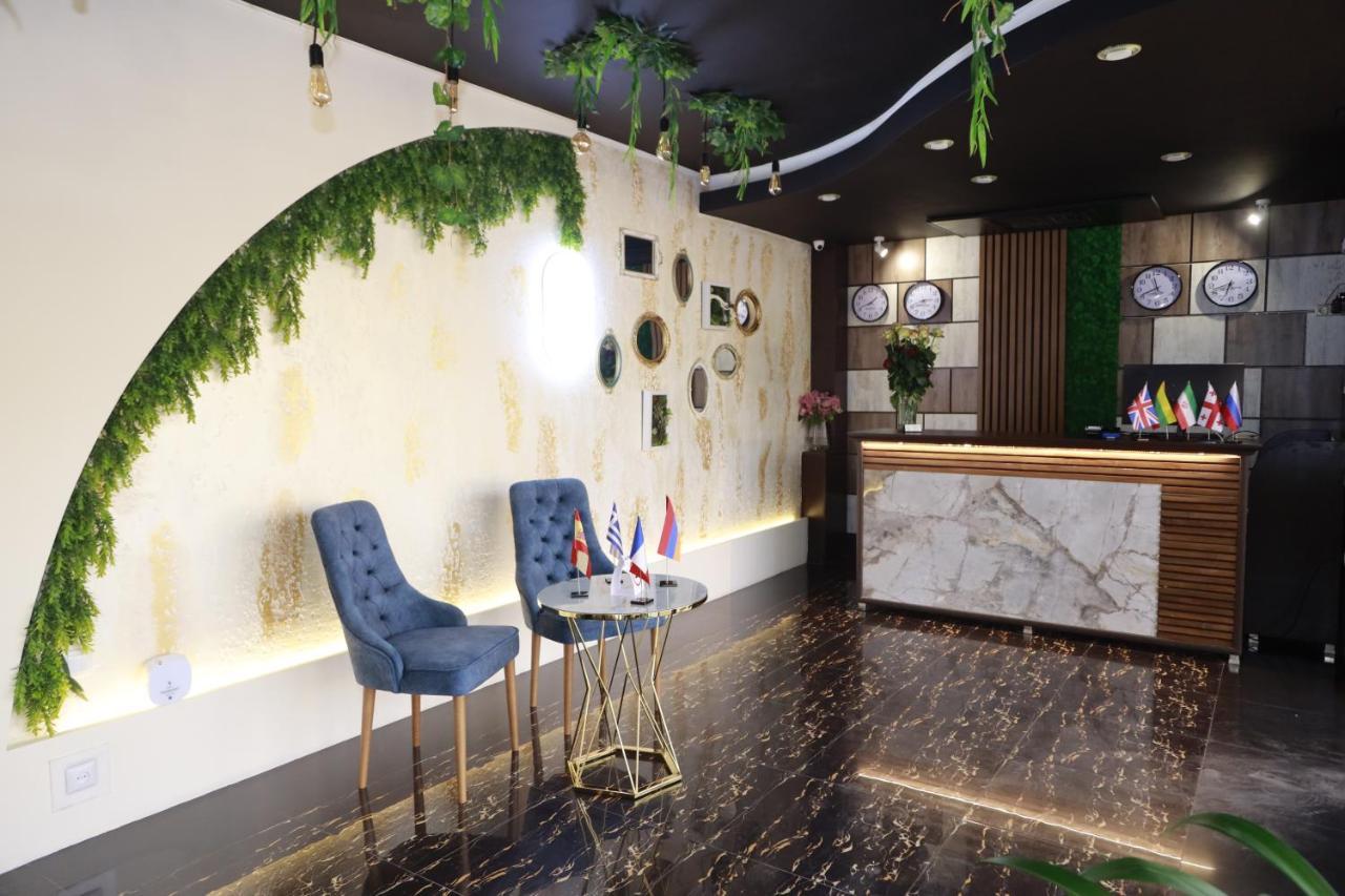 Delin Hotel And Tours エレバン エクステリア 写真