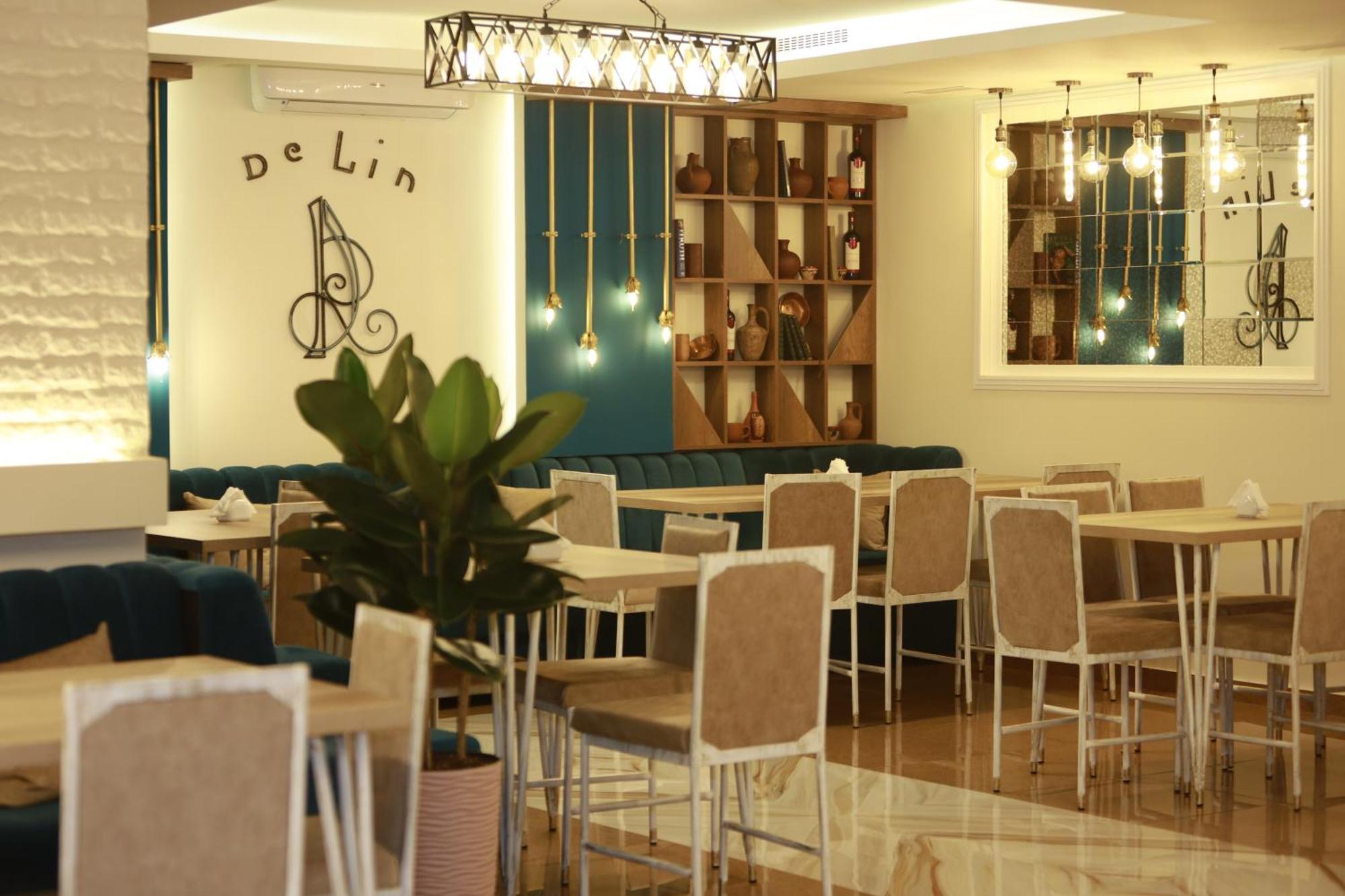 Delin Hotel And Tours エレバン エクステリア 写真